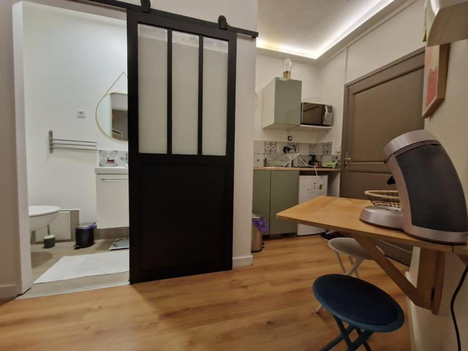 Ferienwohnung Studio Cosy - Coeur Du Vieux Lyon Exterior foto